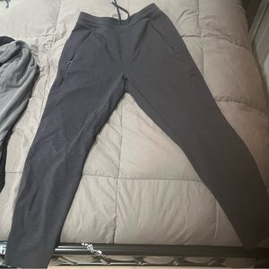 Lululemon black pants